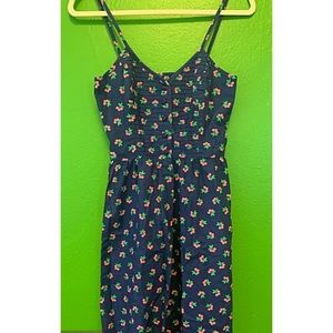 🍒EUC Vintage ✦ Navy/cherry pattern ✦ Midi sundess